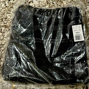 EXPRESS Relaxed Black Wash Hyper Stretch Jeans